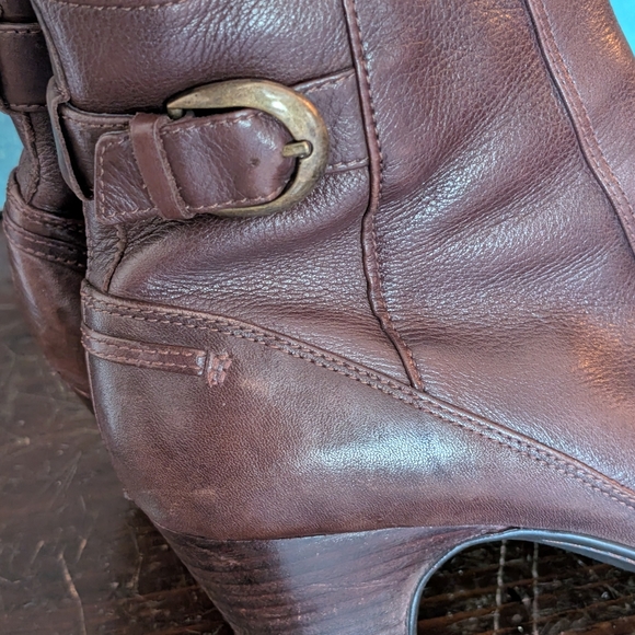 Clarks Dark Brown Leather Ankle Booties - Picture 3 of 7